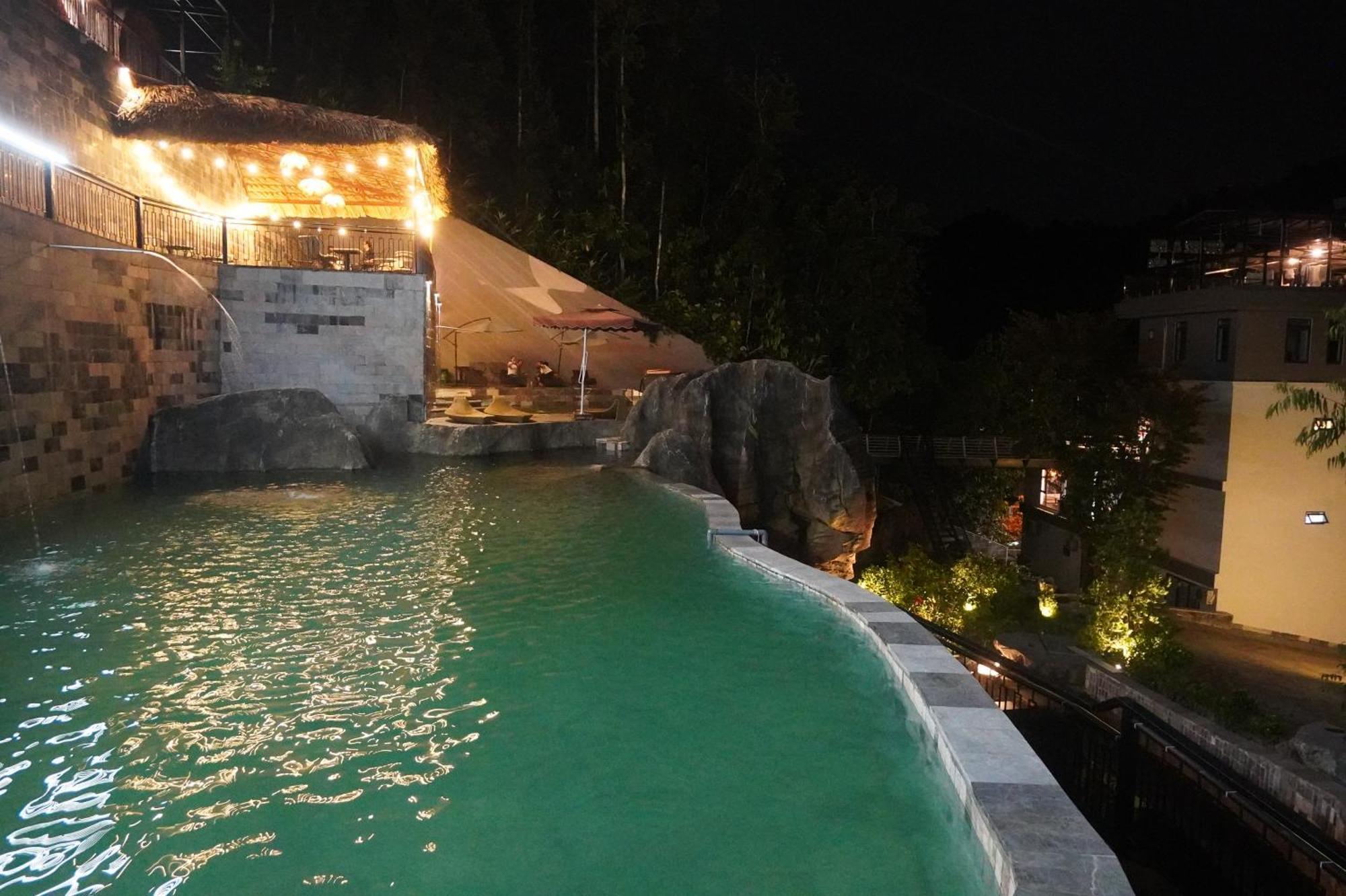 The Bluestone Lodge ห่าซาง ภายนอก รูปภาพ